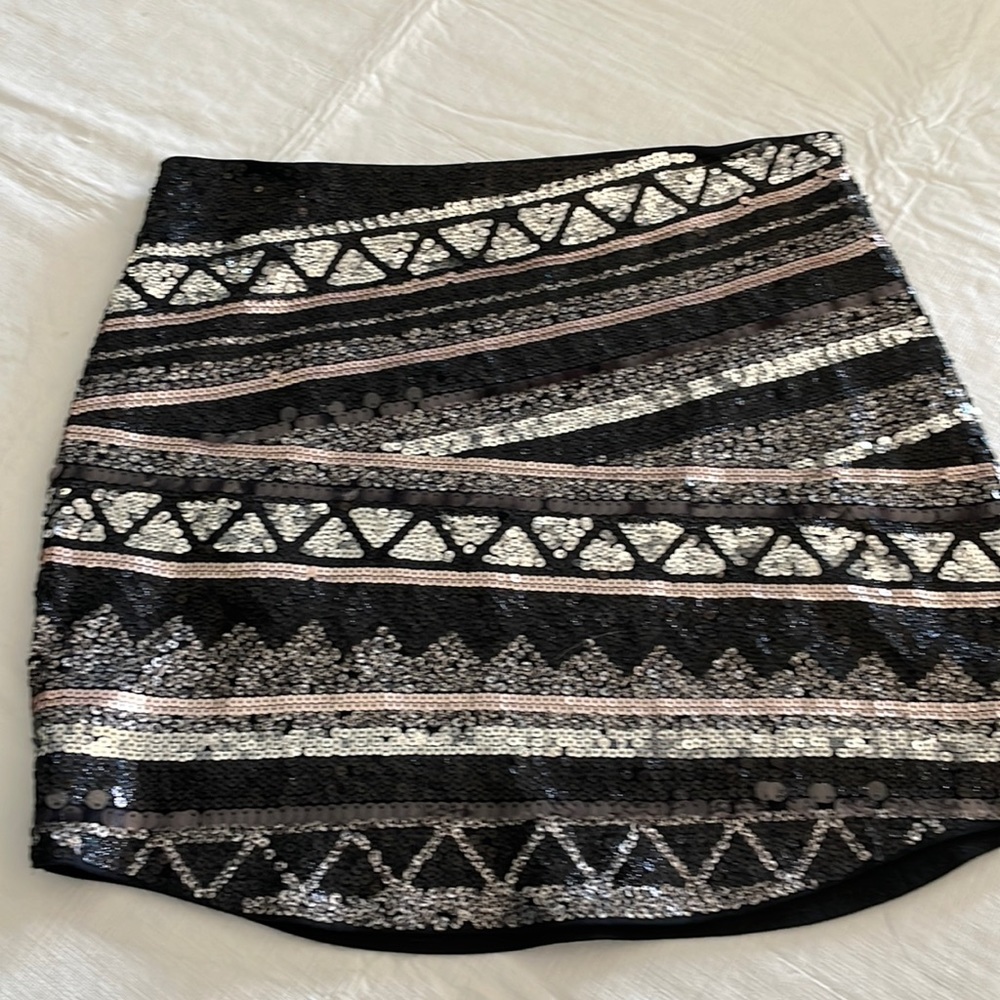 Sequin detail mini skirt